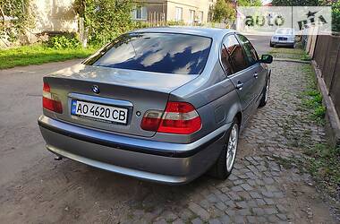 Седан BMW 3 Series 2004 в Иршаве