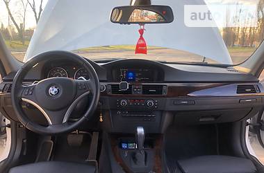 Седан BMW 3 Series 2011 в Киеве