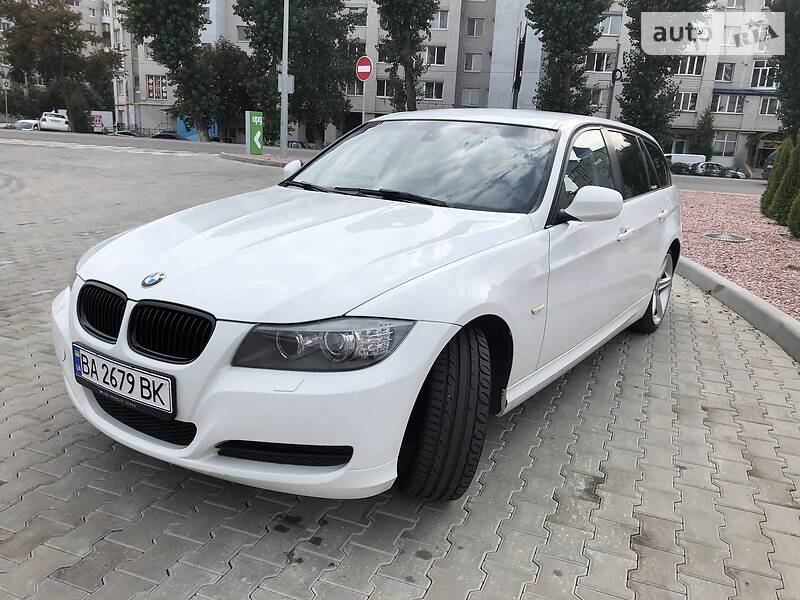 BMW 3 Series 2010