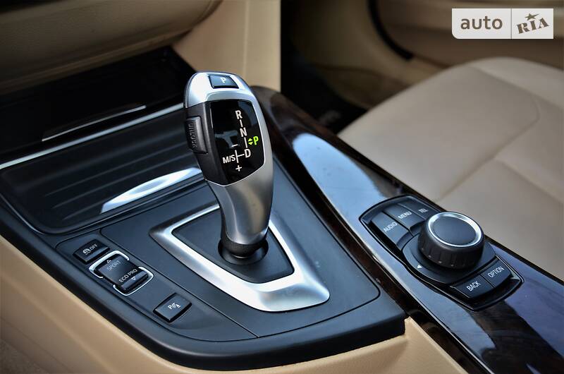 Седан BMW 3 Series 2014 в Киеве