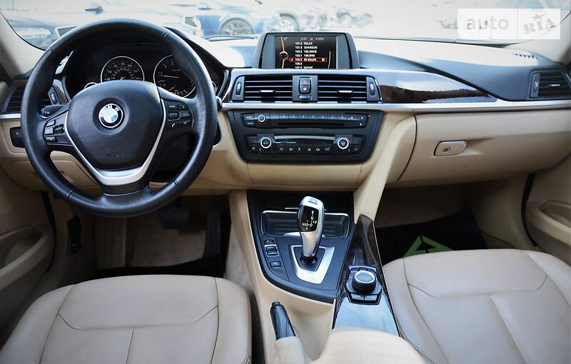 Седан BMW 3 Series 2014 в Киеве