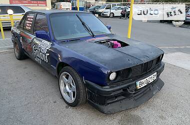Седан BMW 3 Series 1986 в Одесі