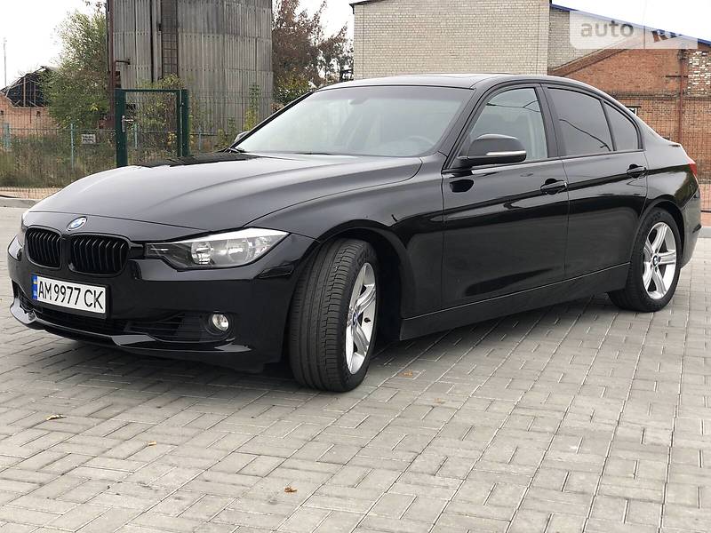 Седан BMW 3 Series 2013 в Житомире