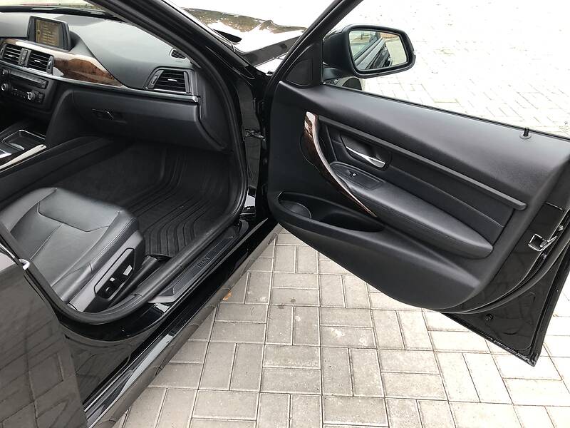 Седан BMW 3 Series 2013 в Житомире