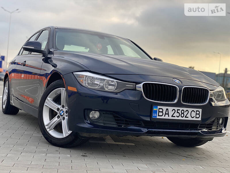 Седан BMW 3 Series 2014 в Виннице