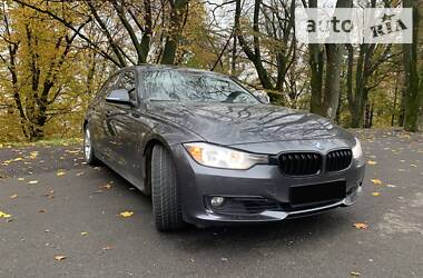 Седан BMW 3 Series 2013 в Ивано-Франковске