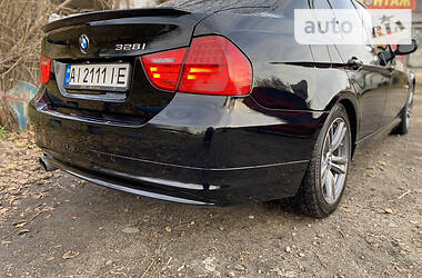 Седан BMW 3 Series 2010 в Киеве