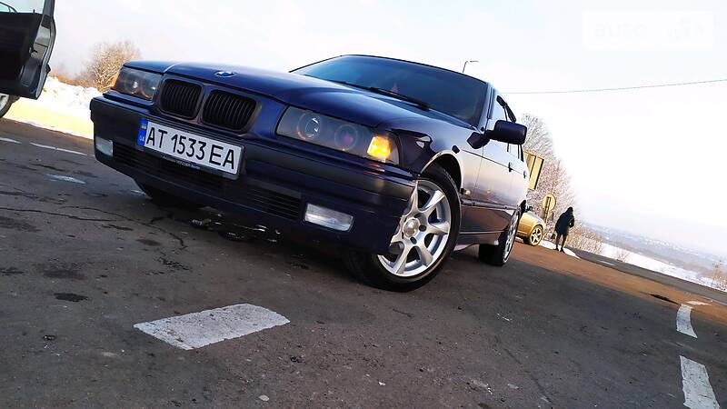 Седан BMW 3 Series 1997 в Дрогобыче