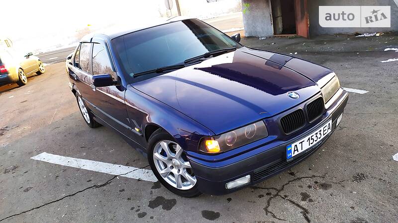 Седан BMW 3 Series 1997 в Дрогобыче