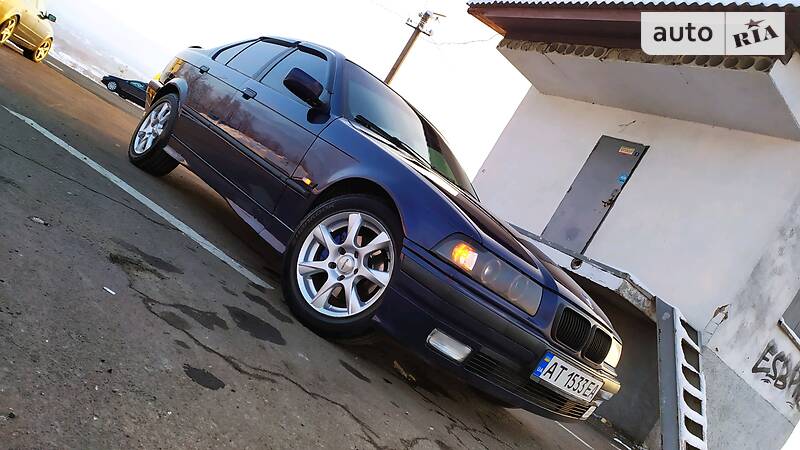 Седан BMW 3 Series 1997 в Дрогобыче