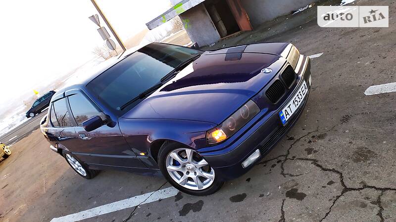Седан BMW 3 Series 1997 в Дрогобыче