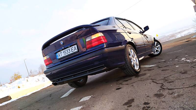 Седан BMW 3 Series 1997 в Дрогобыче