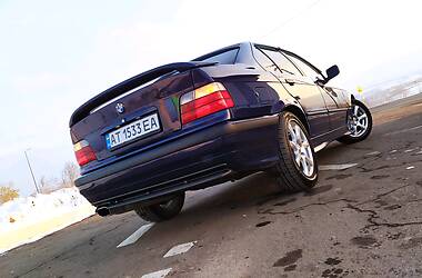Седан BMW 3 Series 1997 в Дрогобичі