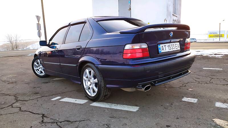 Седан BMW 3 Series 1997 в Дрогобыче