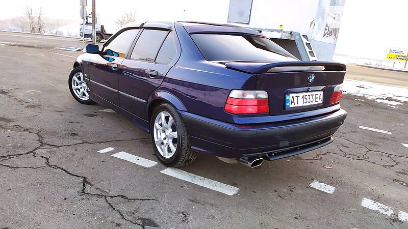 Седан BMW 3 Series 1997 в Дрогобыче
