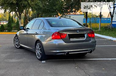 Седан BMW 3 Series 2009 в Киеве