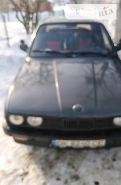 Седан BMW 3 Series 1987 в Млинове