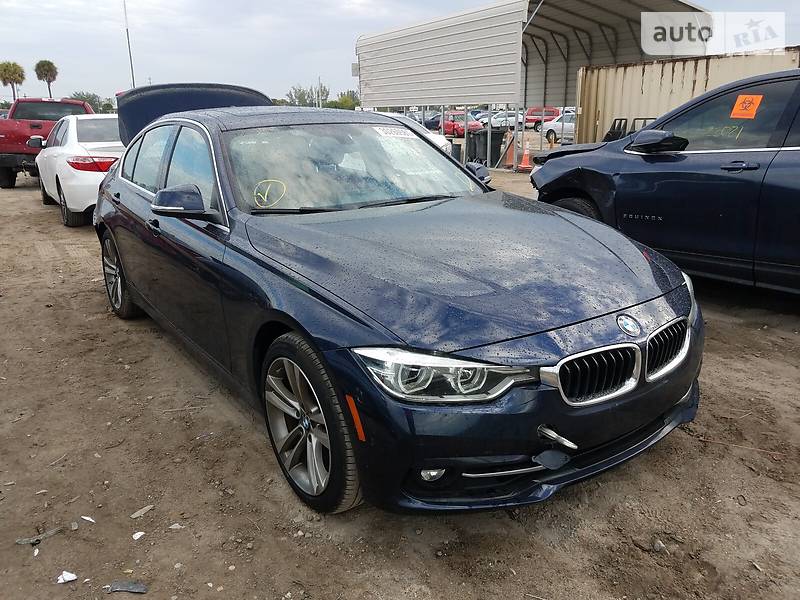 Седан BMW 3 Series 2017 в Киеве