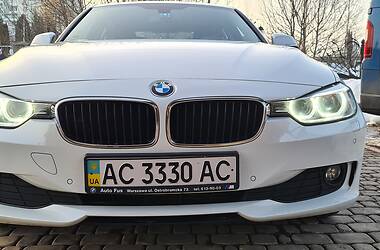 Седан BMW 3 Series 2012 в Нововолинську