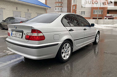 Седан BMW 3 Series 2002 в Києві