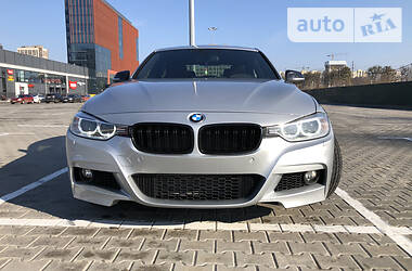 Седан BMW 3 Series 2015 в Киеве