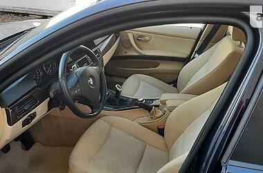 Седан BMW 3 Series 2008 в Стрию