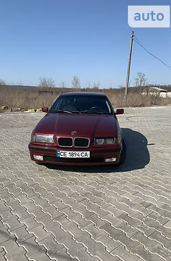 Седан BMW 3 Series 1995 в Черновцах