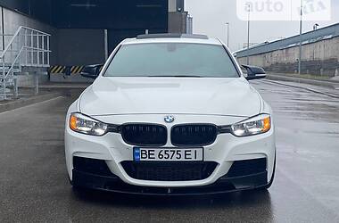 Седан BMW 3 Series 2016 в Киеве