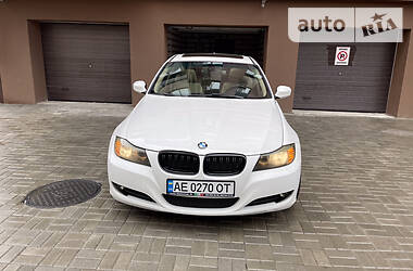 Седан BMW 3 Series 2010 в Дніпрі