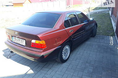 Седан BMW 3 Series 1998 в Чернигове