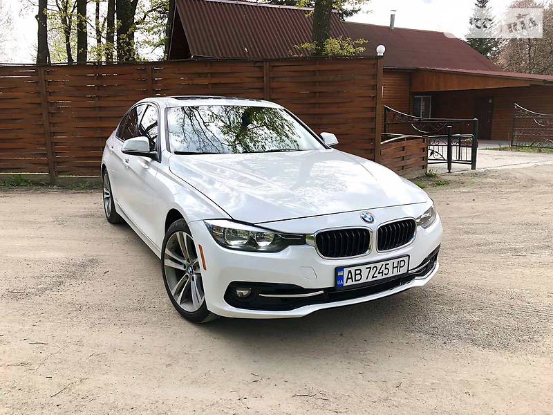 Седан BMW 3 Series 2015 в Гайсине