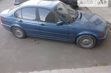 Седан BMW 3 Series 2001 в Черноморске