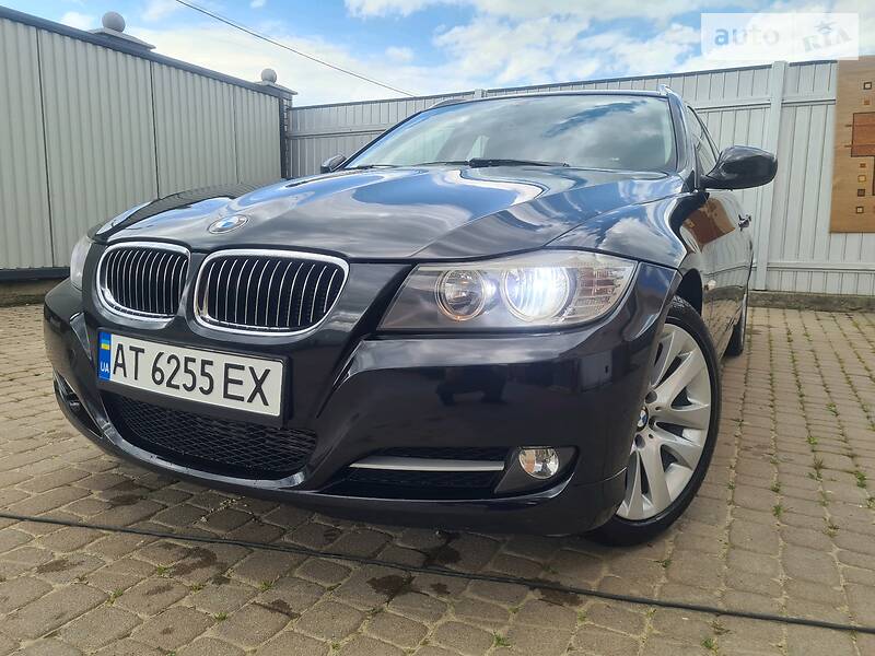 Универсал BMW 3 Series 2010 в Надворной