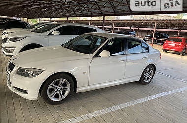 Седан BMW 3 Series 2011 в Херсоні