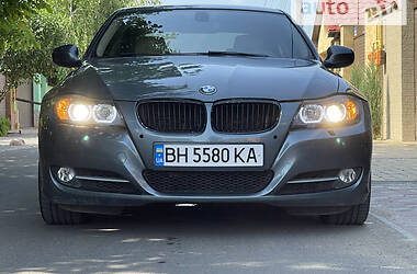 Седан BMW 3 Series 2010 в Одессе