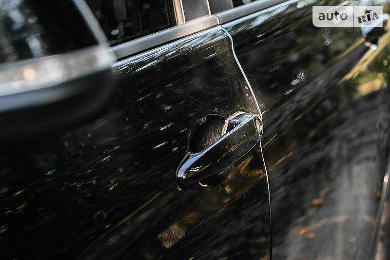 Седан BMW 3 Series 2015 в Городке