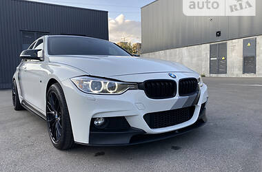 Седан BMW 3 Series 2013 в 