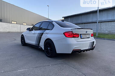 Седан BMW 3 Series 2013 в 