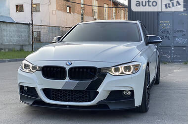 Седан BMW 3 Series 2013 в 