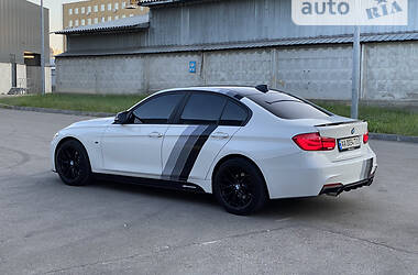 Седан BMW 3 Series 2013 в 