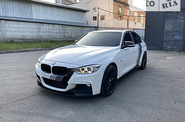 Седан BMW 3 Series 2013 в 