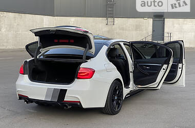 Седан BMW 3 Series 2013 в 