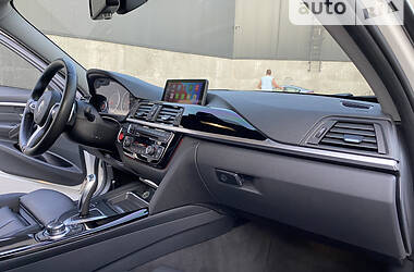 Седан BMW 3 Series 2013 в 