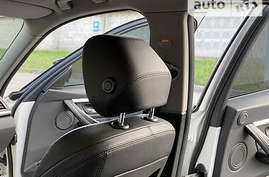 Седан BMW 3 Series 2013 в 