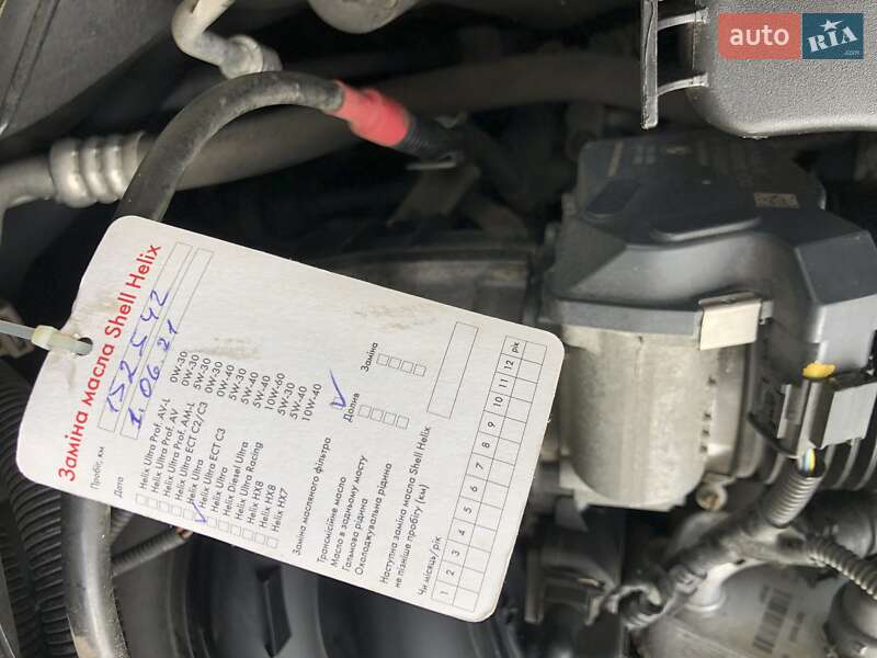 Седан BMW 3 Series 2010 в Днепре