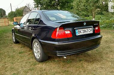 Седан BMW 3 Series 2000 в Заречном