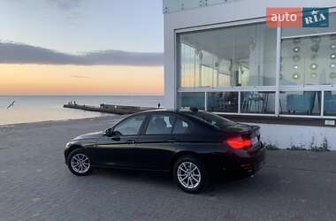 Седан BMW 3 Series 2017 в Одесі