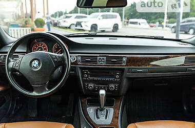 Седан BMW 3 Series 2011 в Днепре