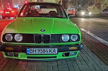 Седан BMW 3 Series 1986 в Одессе