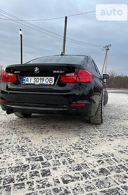 Седан BMW 3 Series 2015 в Киеве